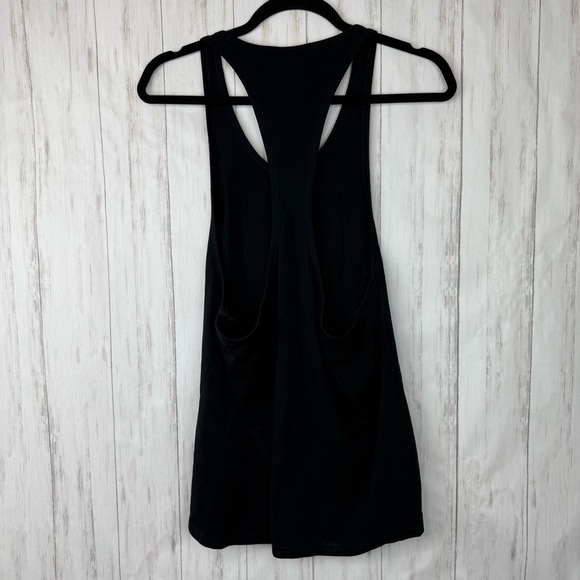 Gymshark Black Sleeveless Tank Top - Picture 4 of 4